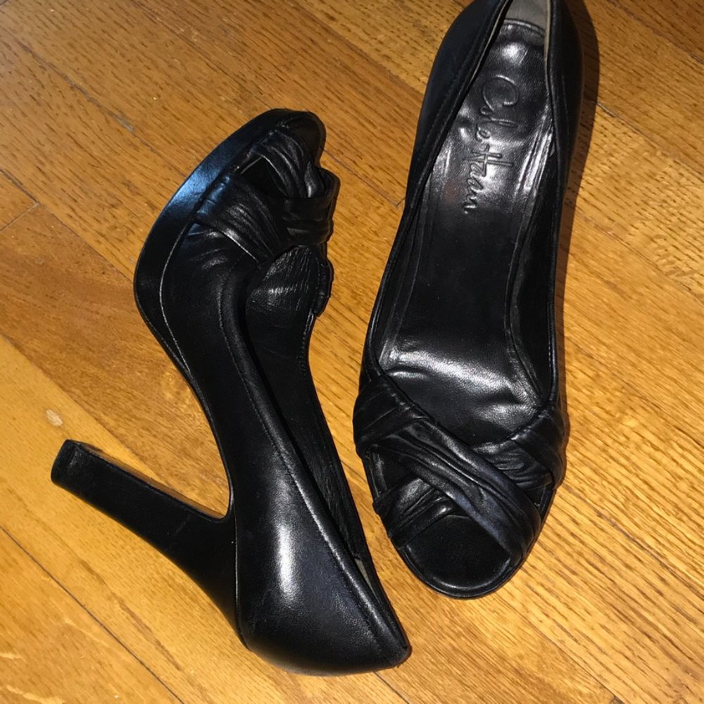 Cole Haan Heels- Peep Toe Pump size 7.